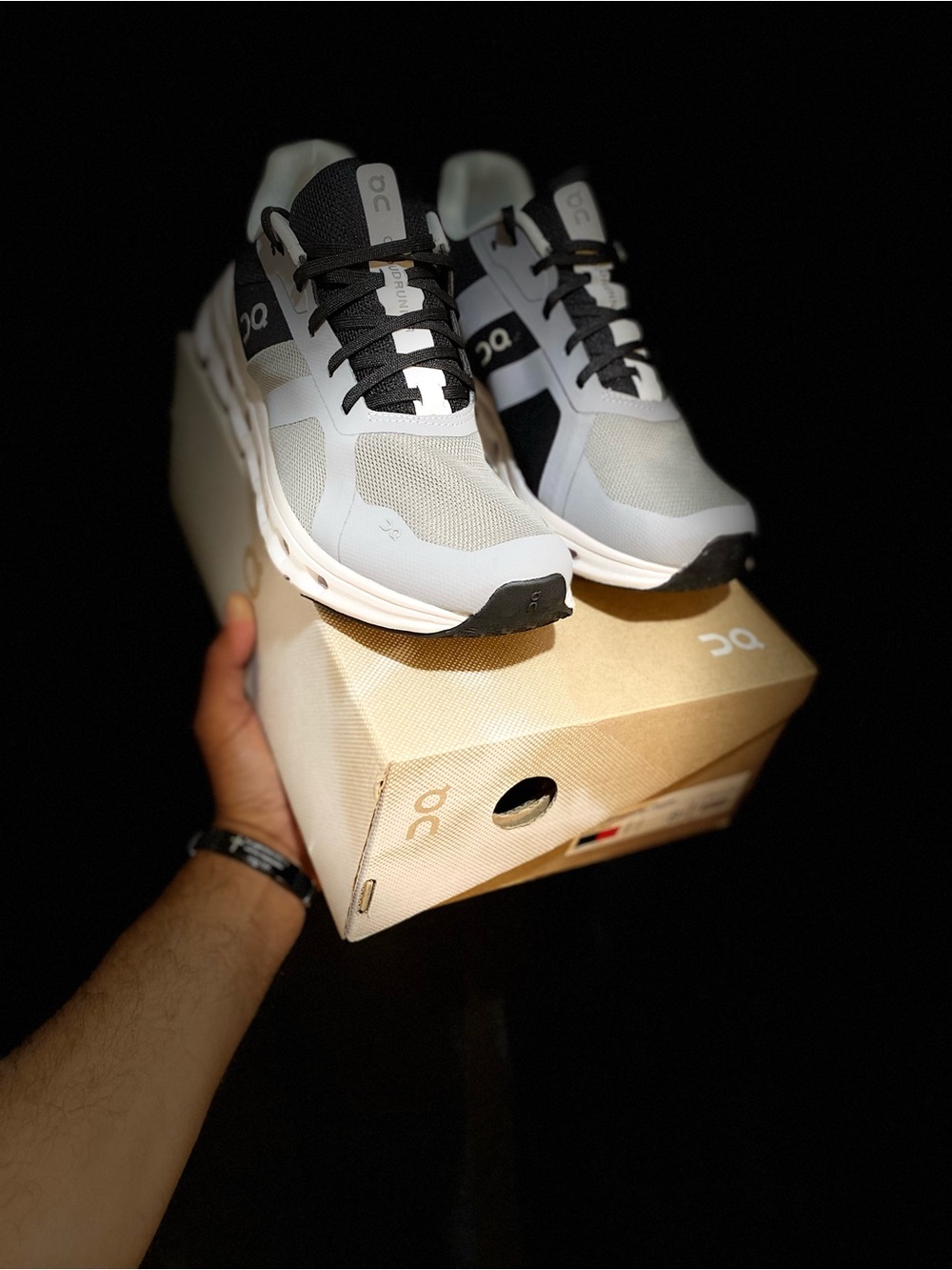 On Running Women's Athletic Shoes - Light Gray & Black